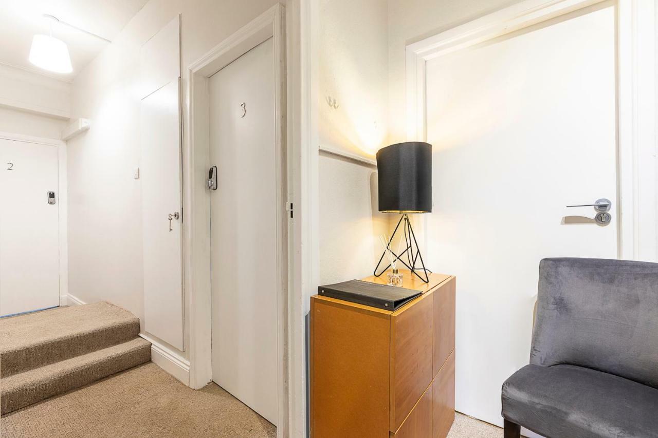 Grand Swiss Cottage Apartment Londres Exterior foto